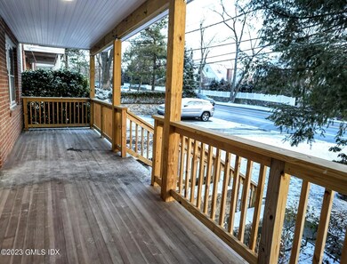 58 Weaver St unit 1, Greenwich, CT 06831 - photo 3