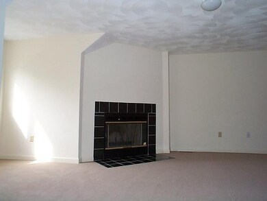 24 Lantern Way unit 24, Shirley, MA 01464 - photo 4