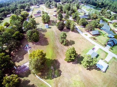 39 Hunters Creek Dr, Huntsville, TX 77340 - photo 4