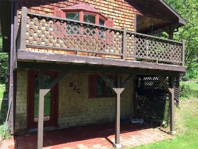 Side patio