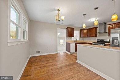 2901 Preston Ave, Alexandria, VA 22306 - photo 6