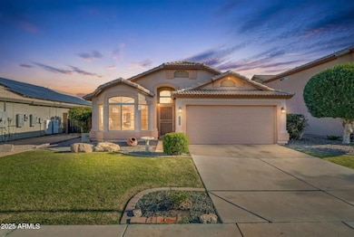 16343 N Oachs Dr, Surprise, AZ 85374 - photo 5