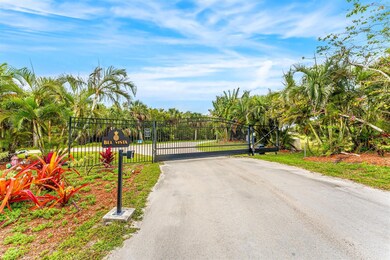 Private Gated 5 home community