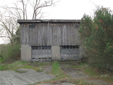 Parking Lot/Garage.
