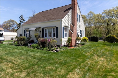 132 Bakers Creek Rd, Warwick, RI 02886 - photo 2