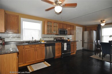 24 Tower St, Pawtucket, RI 02860 - photo 3