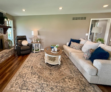 1606 W Kay St, Marshall, MO 65340 - photo 5