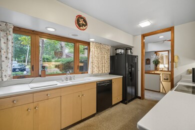 327 Oak Tree Ln, Waukegan, IL 60085 - photo 7