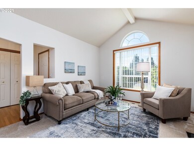 15143 SE Pioneer Dr, Clackamas, OR 97015 - photo 4