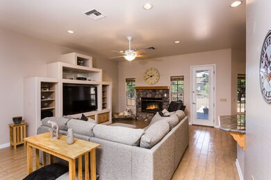 003_Living Room