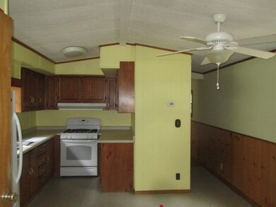 176 Mont Vernon Rd, Milford, NH 03055 - photo 7