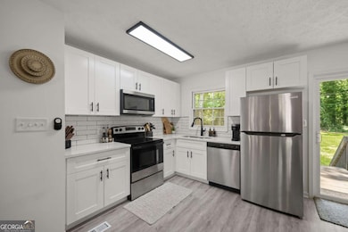 6262 Laurel Wood Trail, Flowery Branch, GA 30542 - photo 5