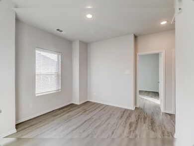 1317 Ester Ln, Ennis, TX 75119 - photo 5