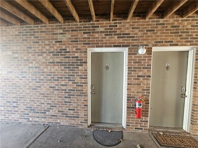220 Elm St unit 104, Clemson, SC 29631 - photo 2