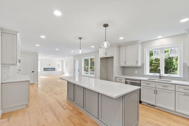 96 Middlesex Ave, Wilmington, MA 01887 - photo 3