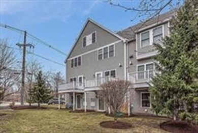 400 Cross St unit 301, Winchester, MA 01890 - photo 2