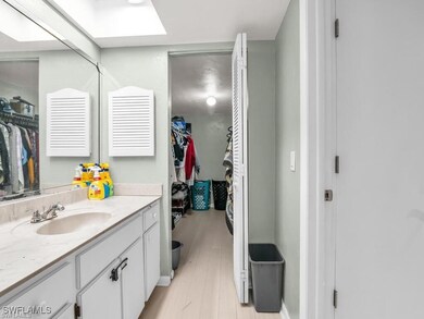 700 Valley Stream Dr unit 101, Naples, FL 34113 - photo 6