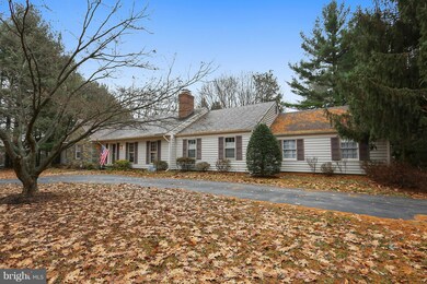 14304 Brickhowe Ct, Germantown, MD 20874 - photo 2