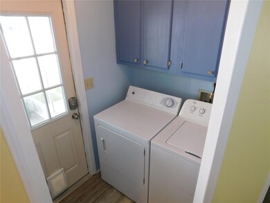 5739 Apache St, Zephyrhills, FL 33542 - photo 5