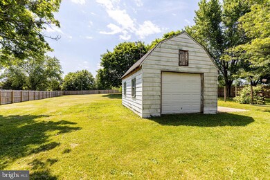 5420 Race Track Rd, Saint Thomas, PA 17252 - photo 3