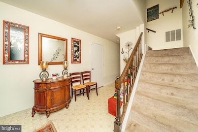 9982 Lake Landing Rd, Montgomery Village, MD 20886 - photo 3