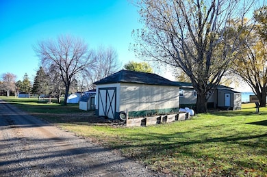 11554 Waldos Beach Rd, Rosholt, SD 57260 - photo 7