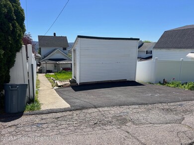 523 N Rebecca Ave, Scranton, PA 18504 - photo 3