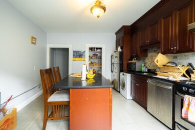 469 Cambridge St unit 2, Cambridge, MA 02141 - photo 2