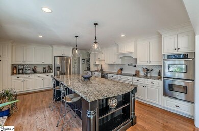 416 N Kensington Rd, Greenville, SC 29617 - photo 5