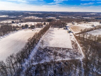 6351 Grove Rd, New Franklin, OH 44216 - photo 5