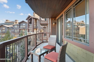 3_Patio_1800x1200_4294481