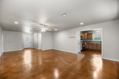 127 Oak View St, Lufkin, TX 75904 - photo 6