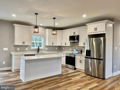 22146 Indian Bridge Rd, California, MD 20619 - photo 6