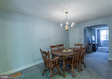 1036 Brookwood Ln, Glenolden, PA 19036 - photo 7