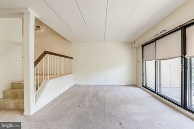 124 Roberts Ln unit 301, Alexandria, VA 22314 - photo 4