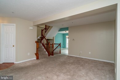 7909 Brightwind Ct, Ellicott City, MD 21043 - photo 4