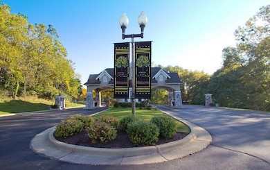 345 Foxwood Trail unit 34-09, Lake Geneva, WI 53147 - photo 5