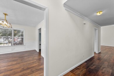 12-P1792348