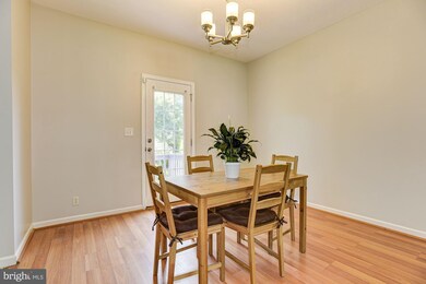 5421 Hillburn Ave, Baltimore, MD 21214 - photo 4