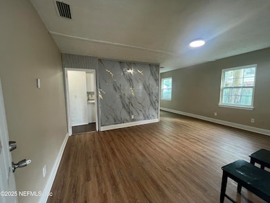 3539 Kingston St, Jacksonville, FL 32254 - photo 2
