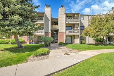 539 Wright St unit 301, Lakewood, CO 80228 - photo 3