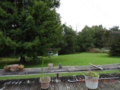 1347 Oak Grove Rd, Pulaski, TN 38478 - photo 5