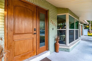 7007 Larimer Ct, Tampa, FL 33615 - photo 3