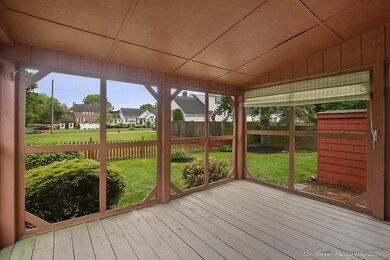 37 Martinack Ave, Peabody, MA 01960 - photo 6