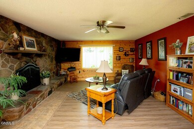 103 15th St NW, Jamestown, ND 58401 - photo 4