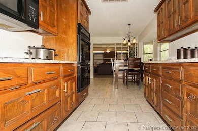 2710 W Canton St, Broken Arrow, OK 74012 - photo 5