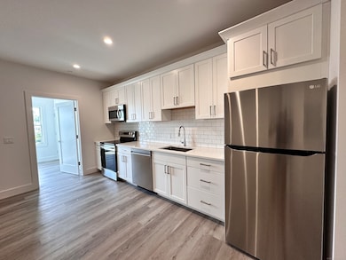 528 Black Rock Turnpike unit 108, Fairfield, CT 06825 - photo 5