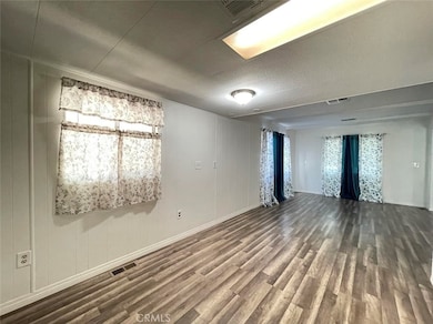 43850 20th St E unit Spc 211, Lancaster, CA 93535 - photo 4