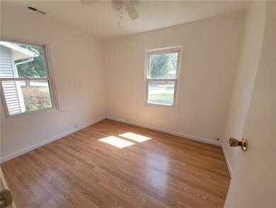 1609 S 3rd St, Mattoon, IL 61938 - photo 6