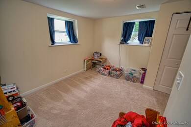 107 E Benton St, Oswego, IL 60543 - photo 4